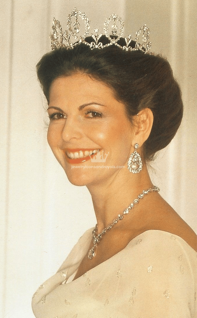 LA DIADEMA CONNAUGHT